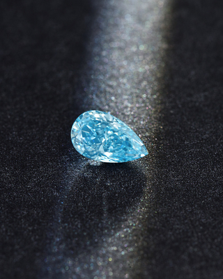 10 Mohs Pear Loose Laboratorium Berlian Biru 1.0ct-1.8ct Sertifikat IGI