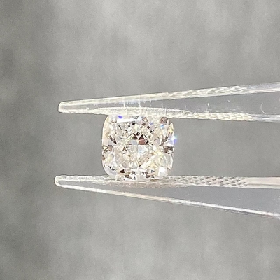 Bantal memanjang 2.2ct F VS sebagai tumbuh tidak diobati CVD Lab tumbuh berlian