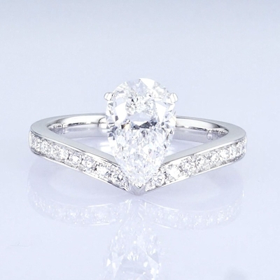 18k Pear Bentuk Lab Putih Diwasa Berlian Cincin Putri Desain Untuk Hadiah Untuk Pesta