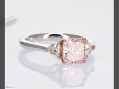 1.76CT CVD Laboratorium diciptakan sintetis Cherry Pink Diamond Cushion Cut Set dalam 18k Putih Emas Wanita